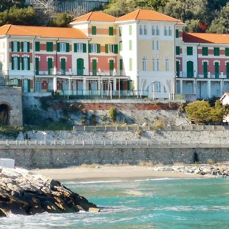 Hotel Del Golfo Finale Ligure Esterno foto