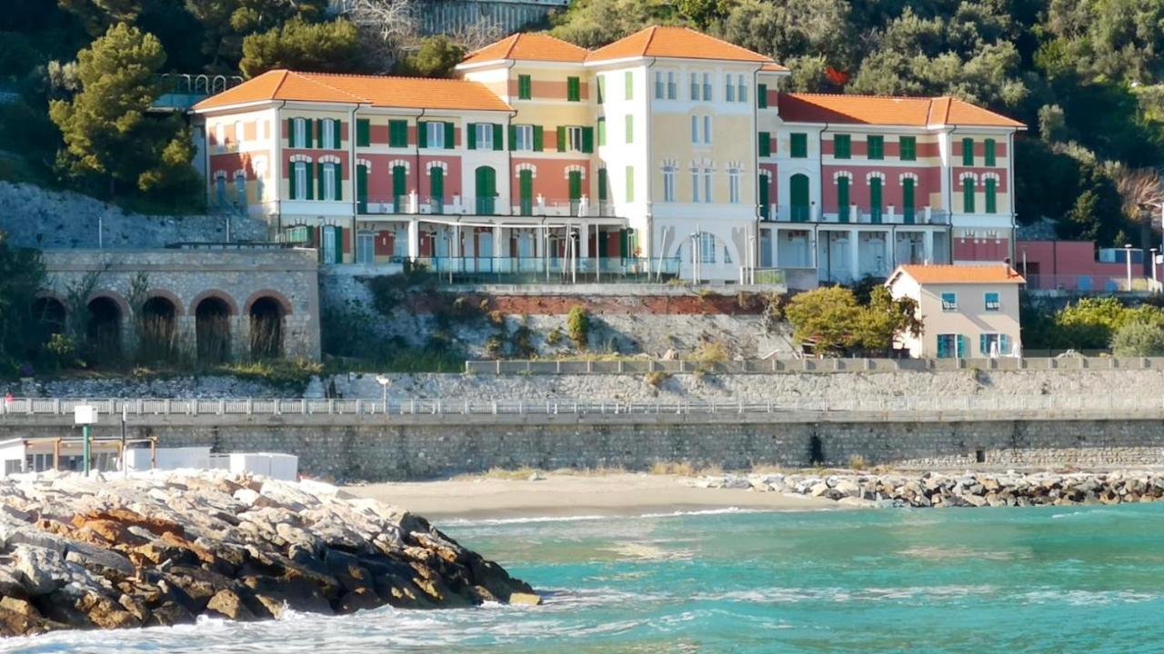 Hotel Del Golfo Finale Ligure Esterno foto