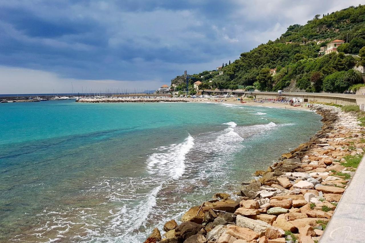 Hotel Del Golfo Finale Ligure Esterno foto