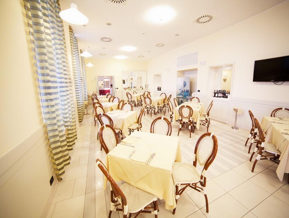 Hotel Del Golfo Finale Ligure Esterno foto