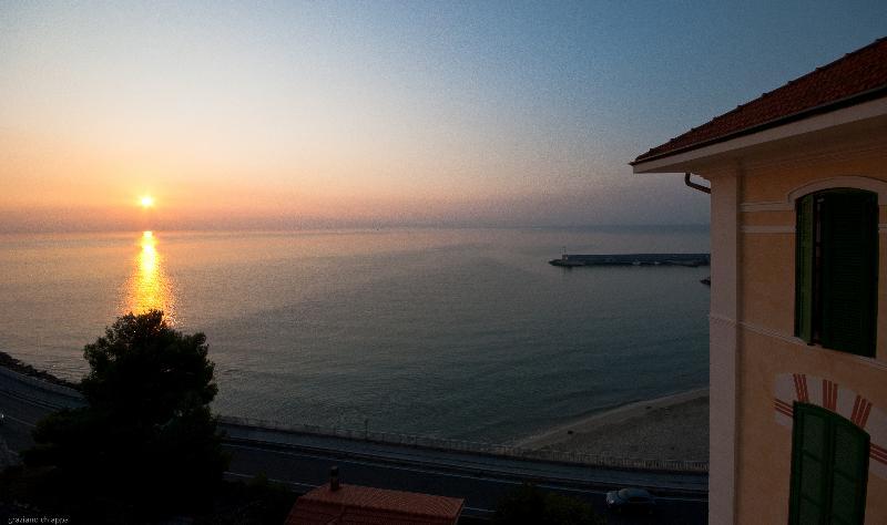 Hotel Del Golfo Finale Ligure Esterno foto